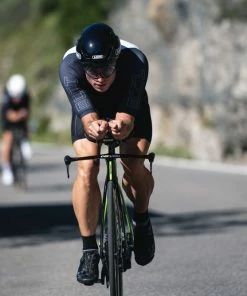 Abus Shiny Black GameChanger TT Cykelhjelm -Billig MIPS Cykelhjelme butik abus shiny black gamechanger tt cykelhjelm 10